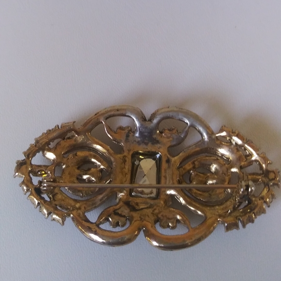 Ruby Red Brooch - Picture 3 of 3